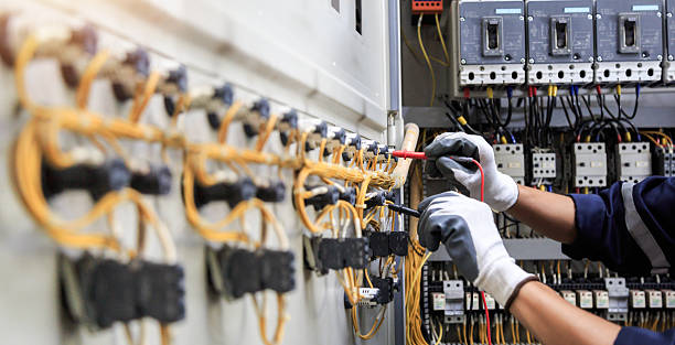 Professional Electrician technician working in Poplar Plains, CT